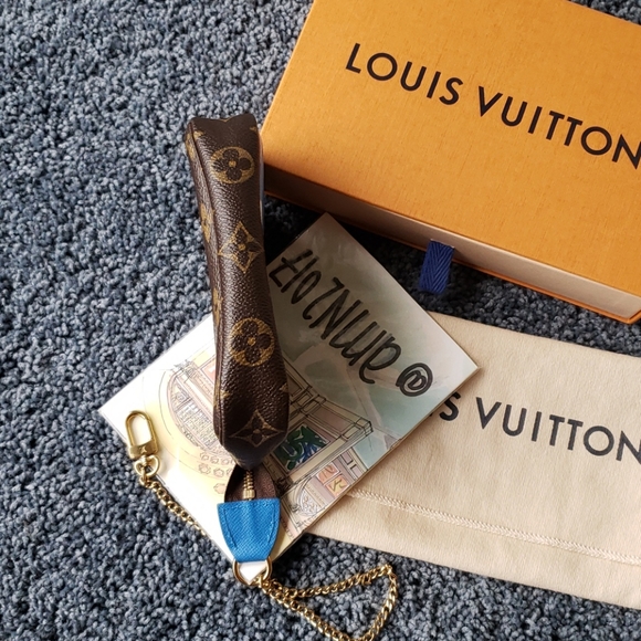 Louis Vuitton Monogram Vivienne Mini Pochette - Picture 7 of 10